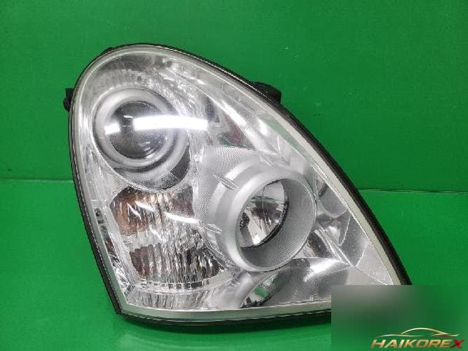 KG Mobility Rexton 2012 — фара головного света правая 8310208B04