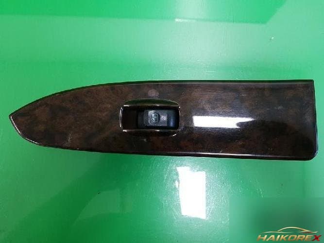 Hyundai Grandeur 2001 — кнопка стеклоподъемника 93576-39400