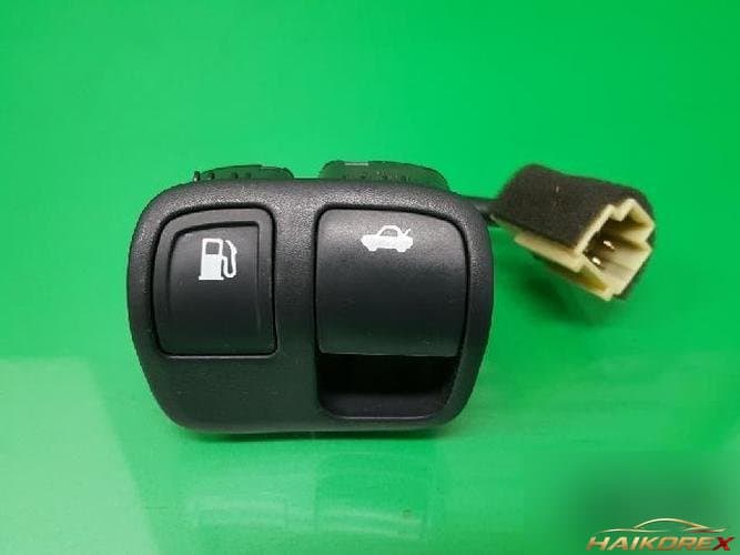 Hyundai Grandeur 2005 — кнопка люка бензобака 935553L000WK