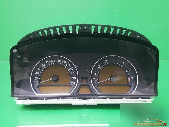 BMW 7 Series 2007 — приборная панель 6211 9124815