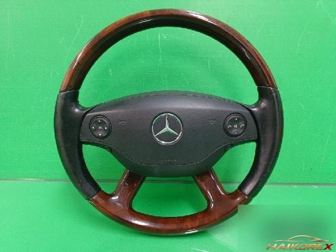Mercedes-Benz S-Class 2007 — рулевое колесо 1