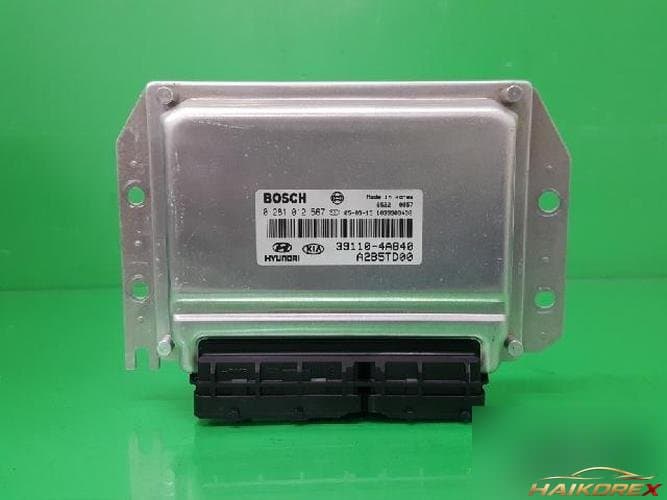 Kia Sorento 2005 — блок управления двигателем ECU 39110 4A840