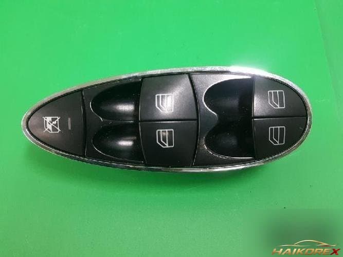 Mercedes-Benz E-класс 2003 — кнопка электростеклоподъемника A2118219951