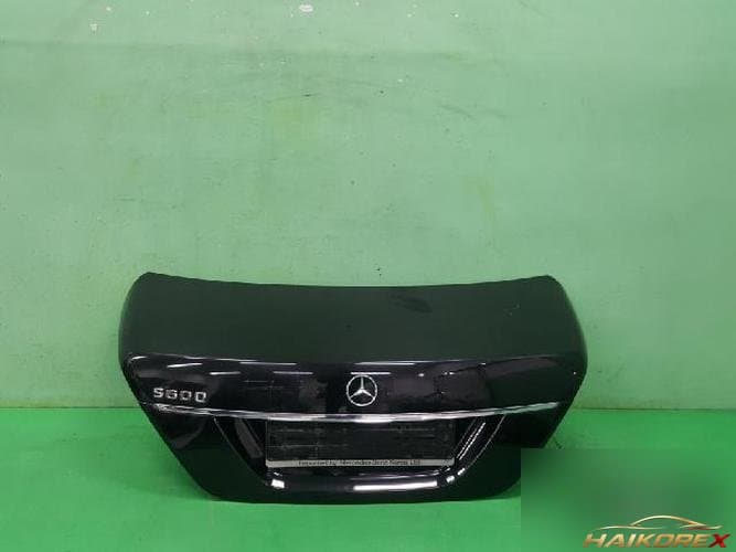 Mercedes-Benz S-Class 2010 — крышка багажника