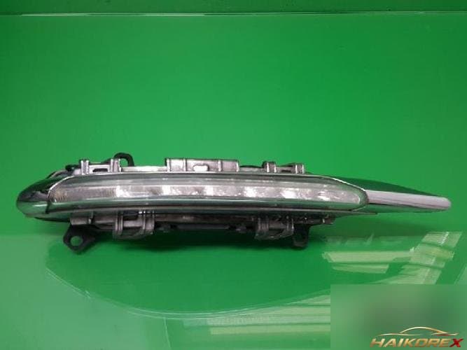 Mercedes-Benz S-Class 2010 — дневные ходовые огни правые A2218201056