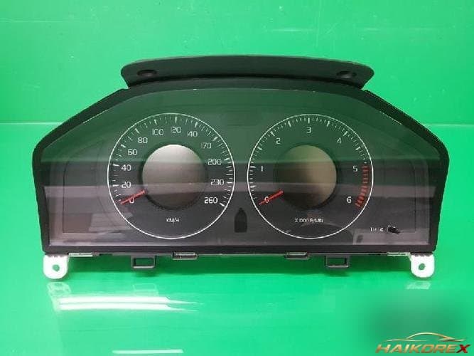 Volvo S80 2008 — панель приборов 31254535AA