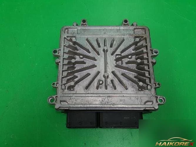 Volvo S80 2008 — блок управления двигателем ECU 30785100