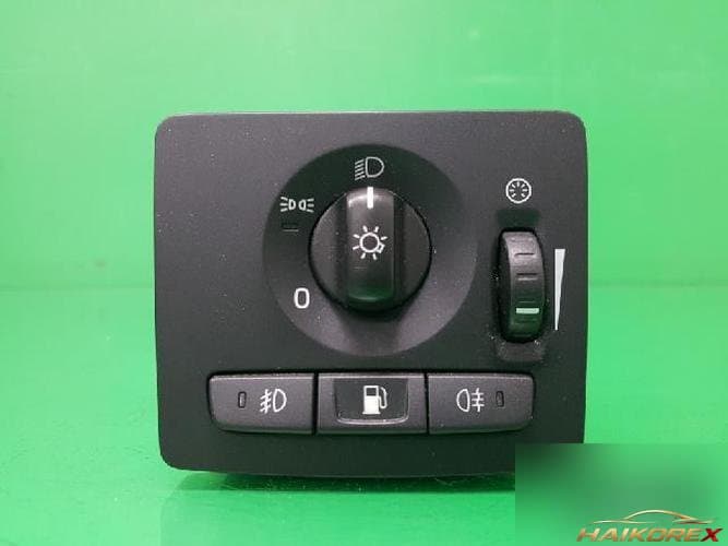 Volvo C30 2010 — кнопка регулировки яркости