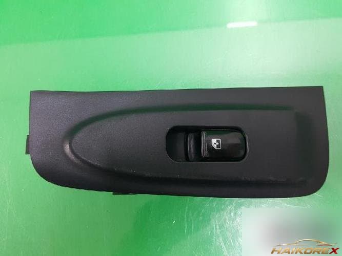 Hyundai Starex 2008 — клавиша стеклоподъемника правая