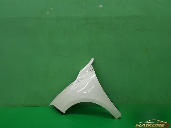 Renault SM3 2010 — крыло левое