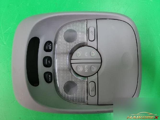Kia Sorento 2009 — плафон салонный 928003E833CY