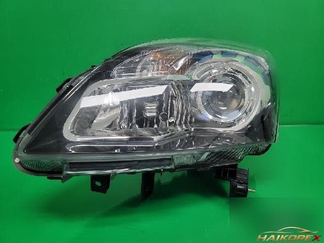 Renault QM5 2009 — фара левая HID