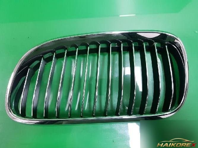 BMW 3 Series 2011 — решётка радиатора 33-9522 1