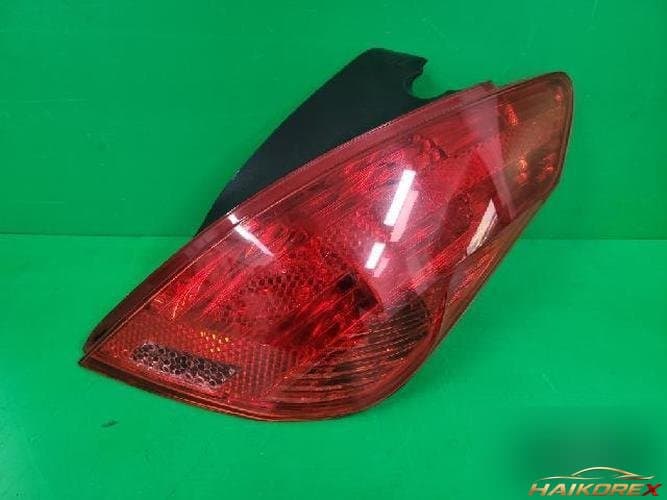 Peugeot 308 2010 — комбинированный фонарь задний правый (9680425680)