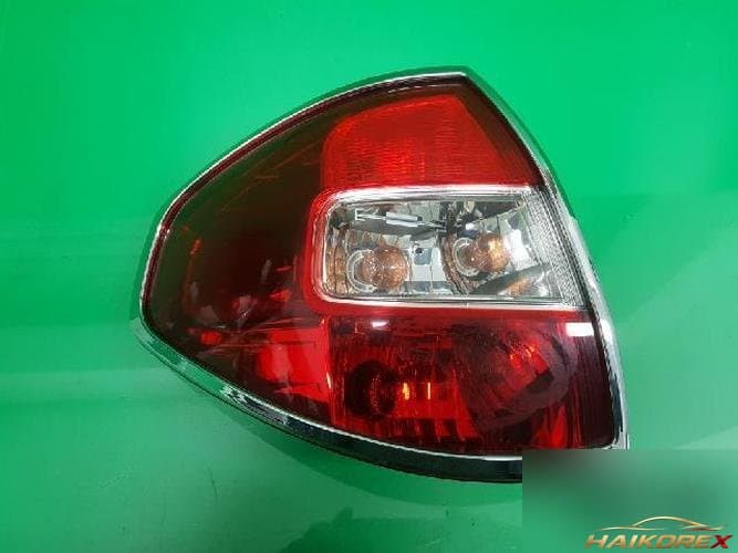 Renault QM5 2009 — комбинированный фонарь задний левый 26555 JY00