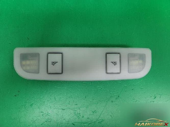 Audi A6 2006 — внутреннее освещение 4F0947111