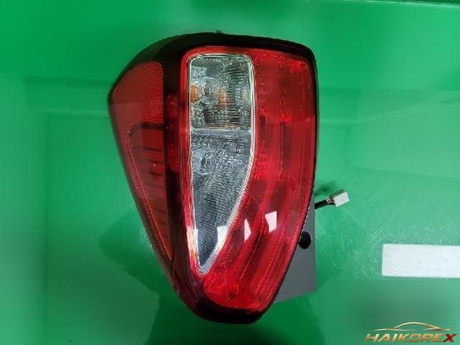Kia Ray 2014 — комбинированный задний фонарь левый (водителя)