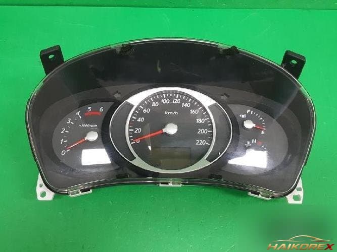 Hyundai Tucson 2007 — приборная панель 940232E080