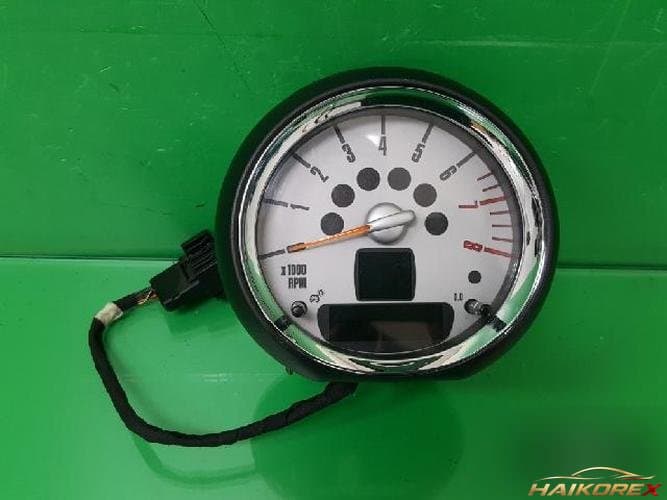 Mini Cooper 2010 — панель приборов 9201395-02