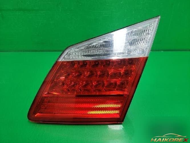 Hyundai Genesis 2011 — задний фонарь (багажника) 924043M000