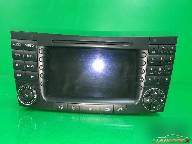 Mercedes-Benz E-Class 2006 — AV система A2118704689