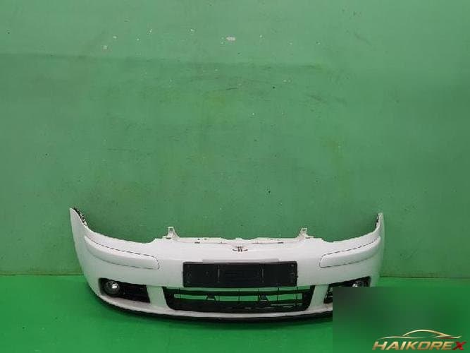 Volkswagen Golf 2008 — передний бампер