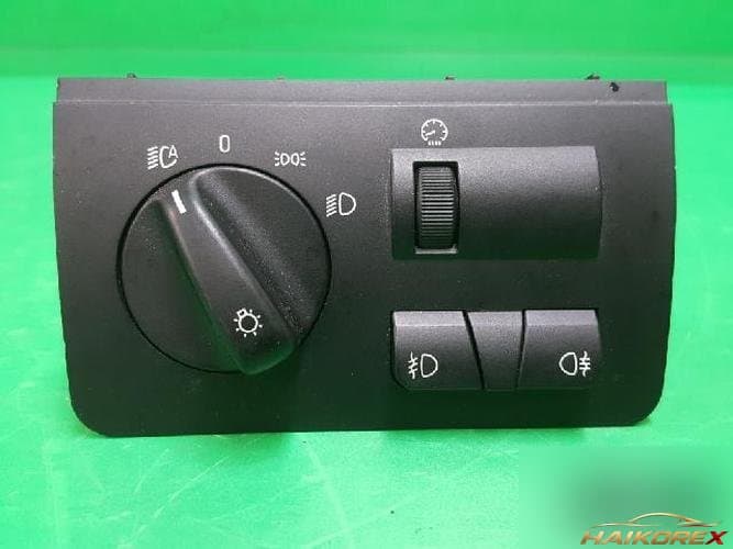 BMW X3 2003 — кнопка регулировки яркости