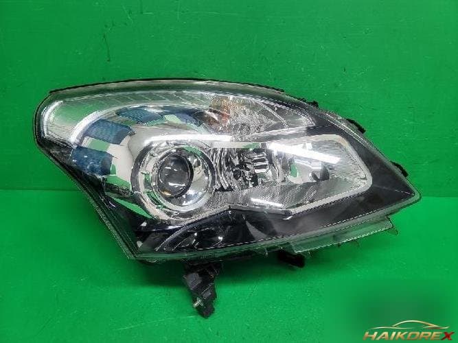 Renault QM5 2010 — фара правая HID