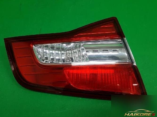 Renault QM5 2010 — накладка задней двери (левая) 26555JY05A