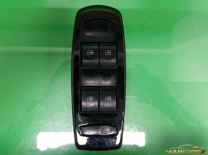 Renault QM5 2010 — выключатель стеклоподъёмника левый передний 25401JY00C