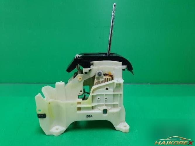Hyundai Veracruz 2010 — рычаг переключения передач 46700 3JXXX