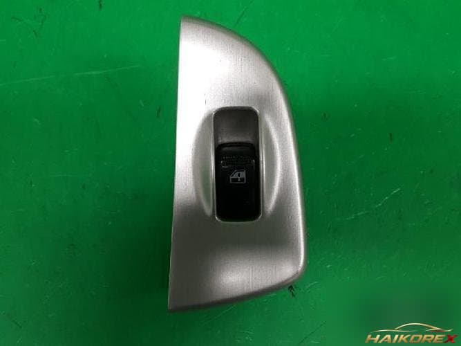 Hyundai Avante 2005 — кнопка (выключатель) электростеклоподъёмника 935812D200OD 1