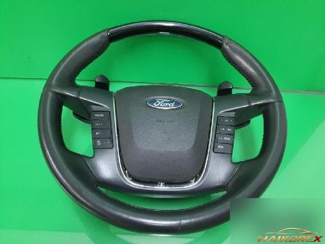 Ford Taurus 2010 — рулевое колесо