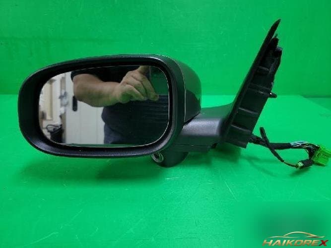 Volvo S80 2010 — зеркало боковое левое 31297602