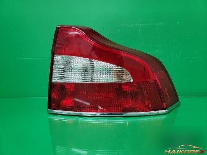 Volvo S80 2010 — комбинированный задний фонарь правый (пассажирский)