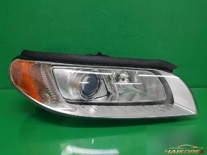 Volvo S80 2010 — фара правая 31214348