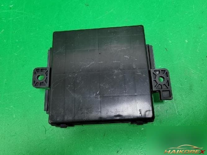 Chrysler 200 2015 — модуль ETACS/BCM 68155691AF