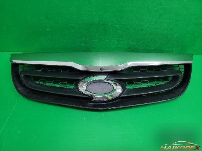 Renault SM3 2008 — решетка радиатора 87301 31710