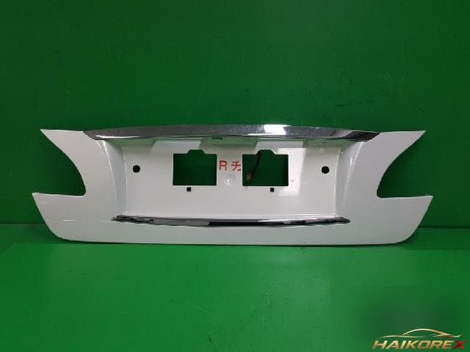 Nissan Fuga 2014 — прочие детали 84810 1ME0A