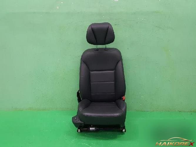 Renault SM7 2011 — сиденье переднее (пассажирское)