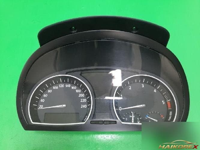 BMW X-series 2009 — приборная панель 3451582-05