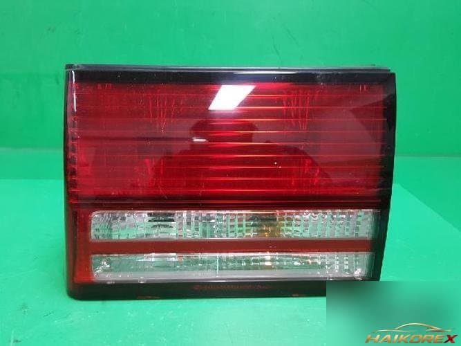 Kia Credos 2000 — белая молдинга крышки багажника 0K91A 51 370