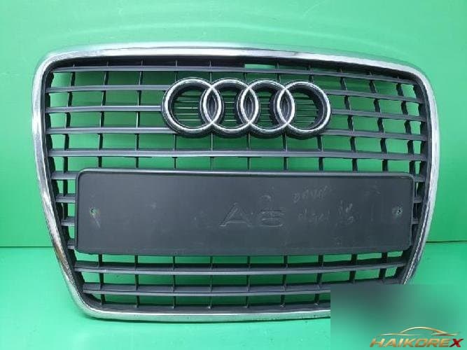 Audi A6 2010 — решетка радиатора O 853 651 AN