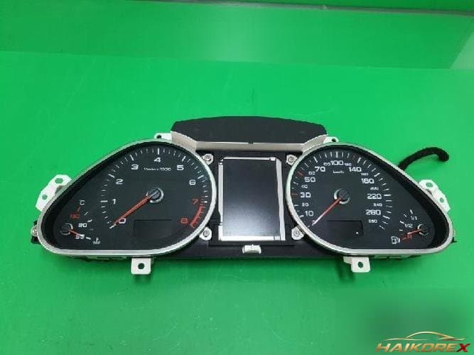 Audi A6 2010 — приборная панель 4F0 920 901 M 16