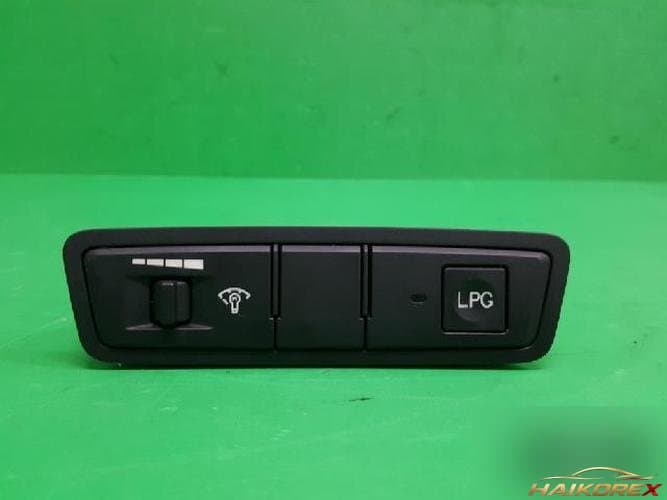 Hyundai Sonata 2013 — панель переключателей 949503S000RY