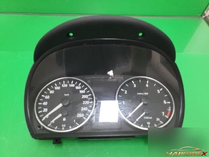 BMW 3 Series 2006 — приборная панель 9110197-03