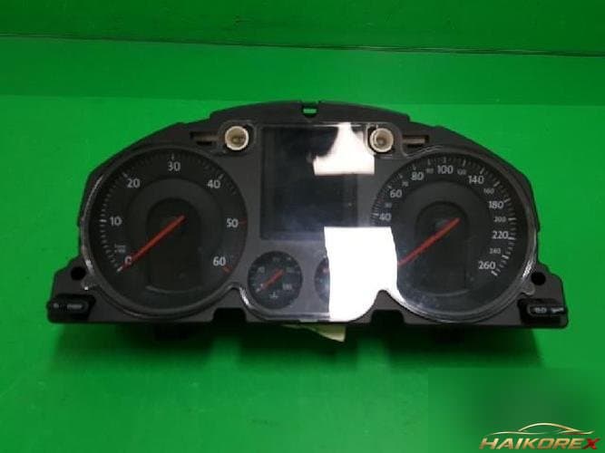 Volkswagen Passat 2006 — панель приборов 3C0920870Q