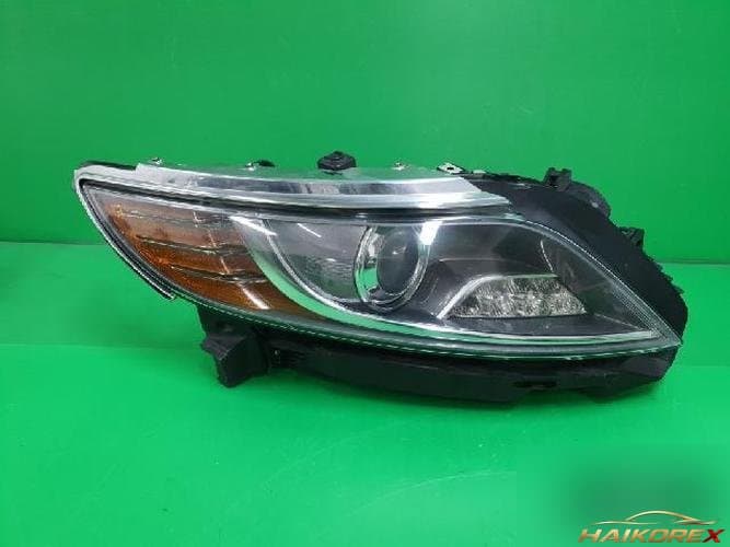 Ford MKS 2013 — фара правая DA53 13005