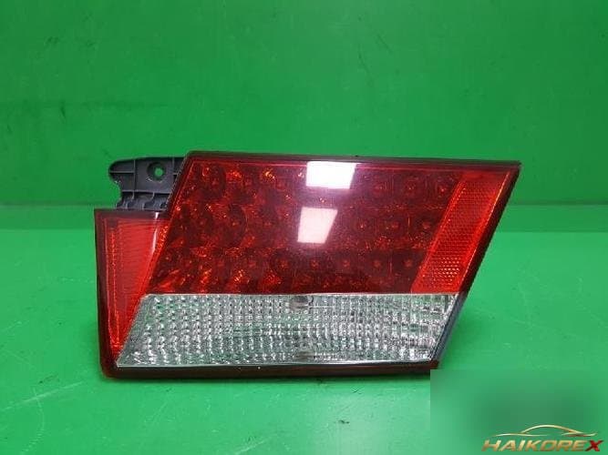 Hyundai Grandeur 2007 — подсветка багажника (белая) 92404 3L0 1