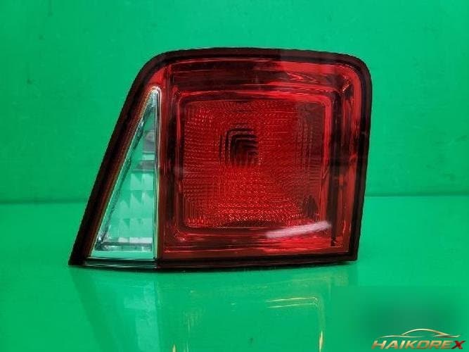 Chevrolet Orlando 2013 — накладка двери задняя левая 3